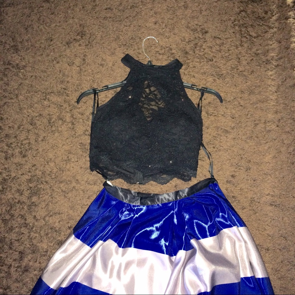 Two Piece Set - Picture 2 of 8